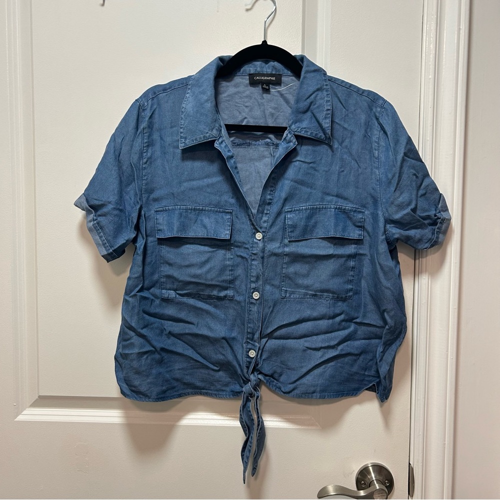 Cupio Blue Tie-Front Button-Down Shirt